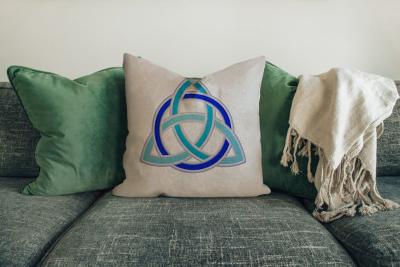 Celtic Knot, Celtic Symbol: A Designerโs Holiday Review